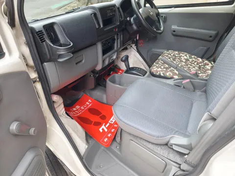 Mitsubishi Minicab Van