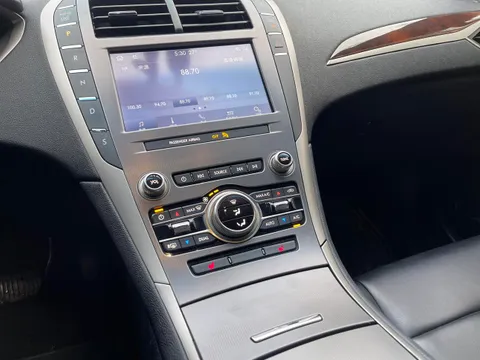 Lincoln MKZ