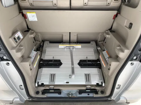 Honda N-BOX Plus