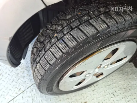 Kia Deluxe