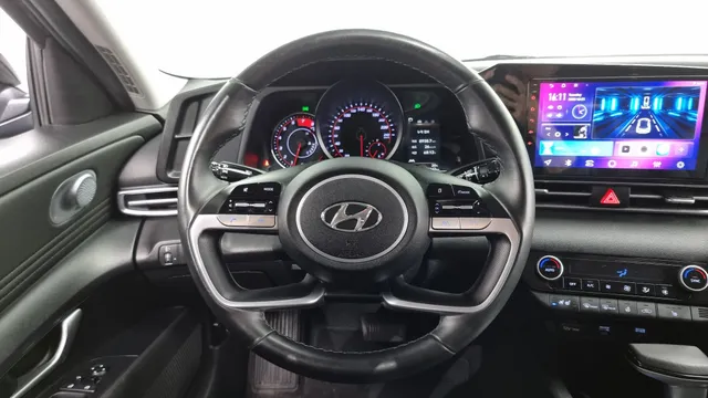Hyundai Elantra (Avante)