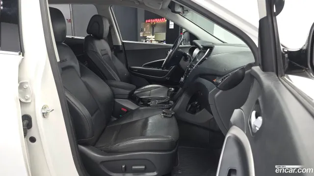 Hyundai Grand Santa Fe (Maxcruz)