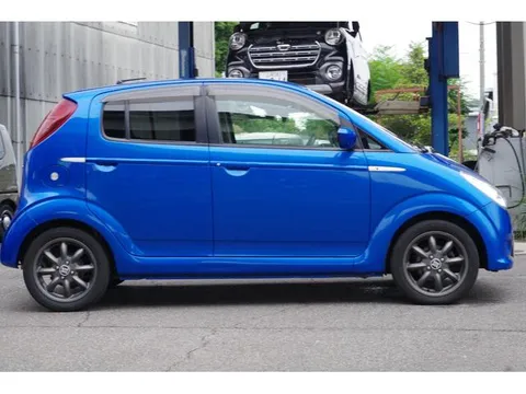 Subaru R2