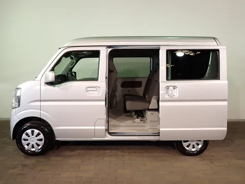 Nissan Clipper