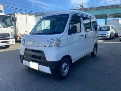 Toyota Pixis Van