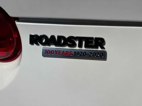 Mazda MX-5 (Roadster)