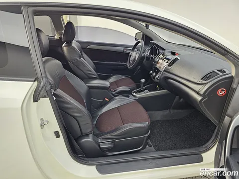 Kia Cerato (Forte)