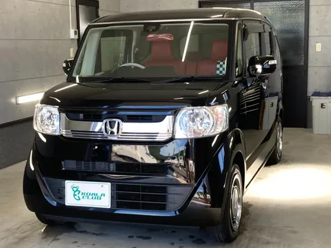 Honda N-BOX Slash