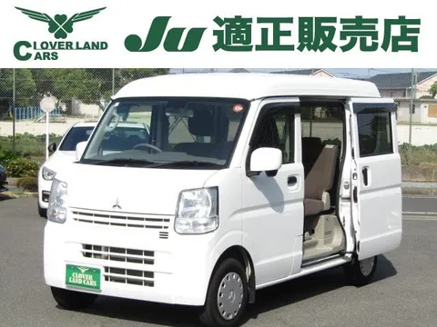 Mitsubishi Minicab Van