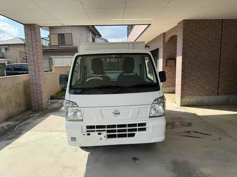 Nissan Clipper Truck