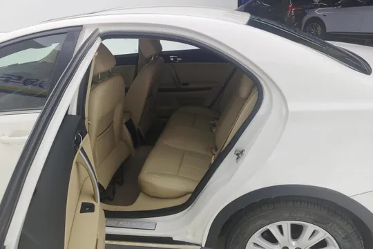 Roewe 550