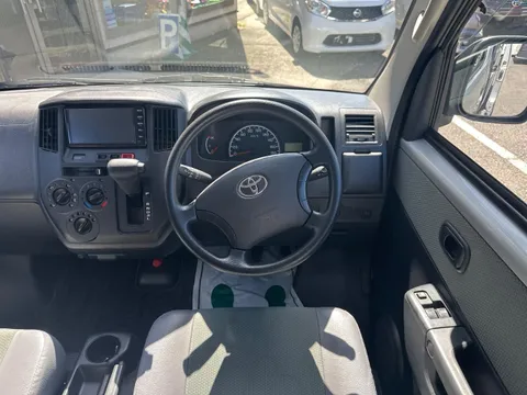 Toyota TownAce Van