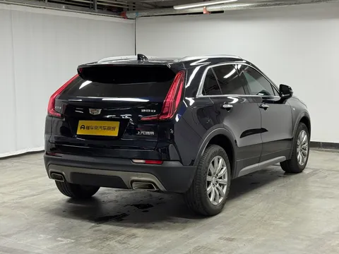 Cadillac XT4