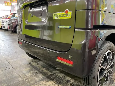 Suzuki Spacia