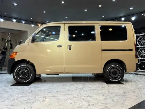 Toyota TownAce Van