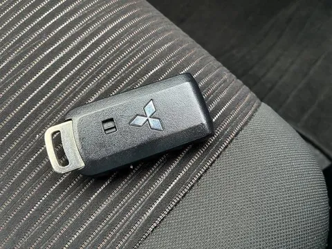 Mitsubishi eK Custom