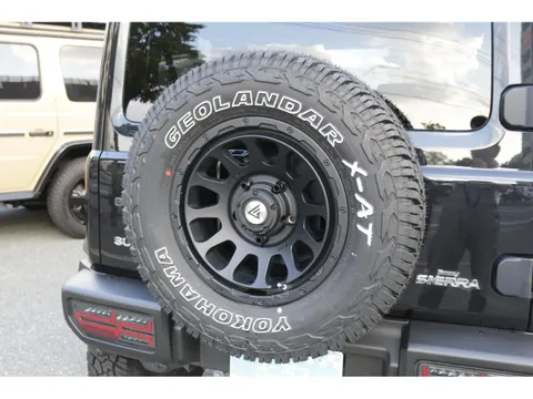 Suzuki Jimny Sierra