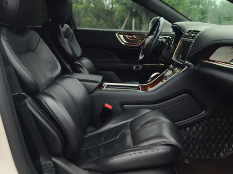 Lincoln Continental