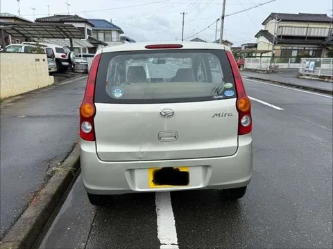 Daihatsu Mira