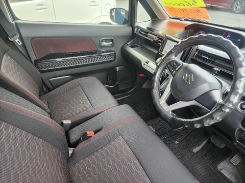 Suzuki Wagon R Stingray