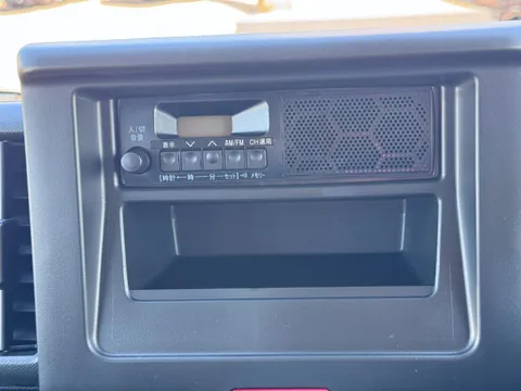 Nissan Clipper Van