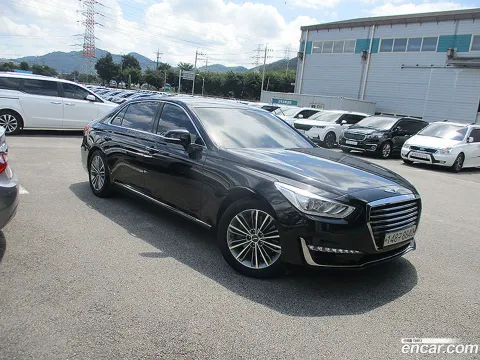 Genesis G90 (EQ900)