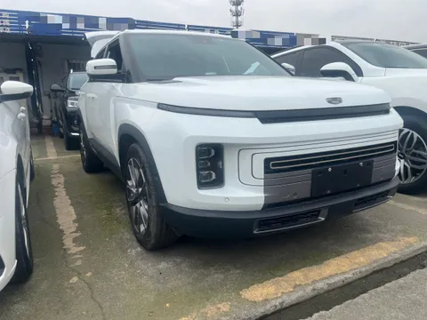 Geely Icon