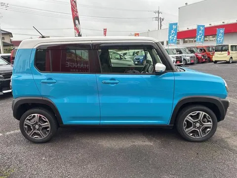 Mazda Flair Crossover