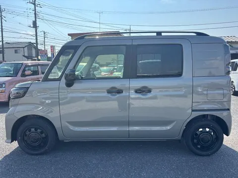 Suzuki Spacia Base