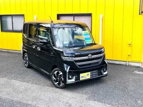 Suzuki Spacia Custom