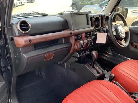 Suzuki Jimny Nomade