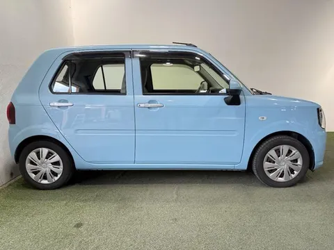 Daihatsu Mira Tocot
