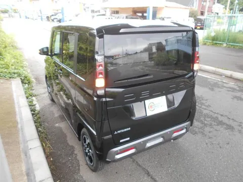 Mitsubishi Delica Mini