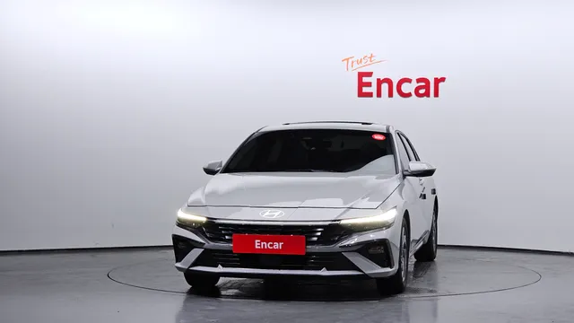 Hyundai Elantra (Avante)