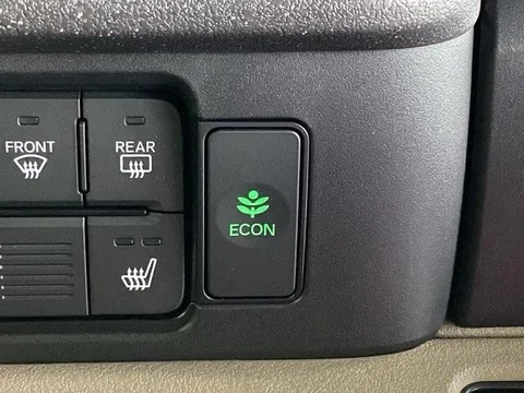 Honda N-BOX Joy