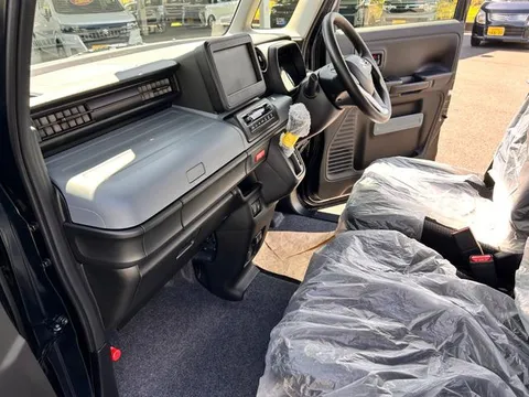 Suzuki Spacia Base