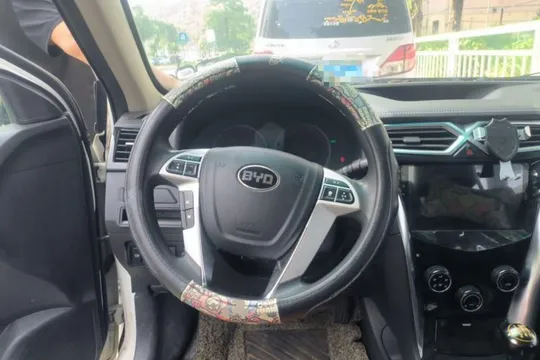 BYD F3