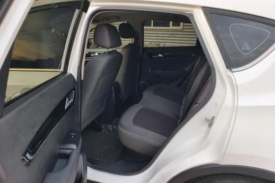 Dongfeng AX5