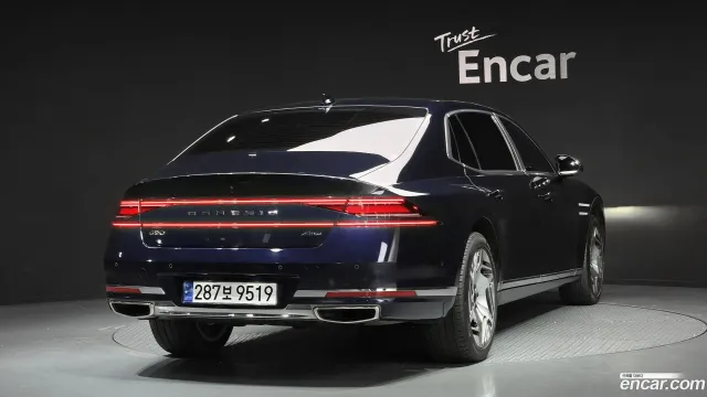 Genesis G90