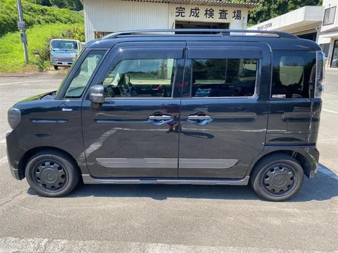Suzuki Spacia Gear