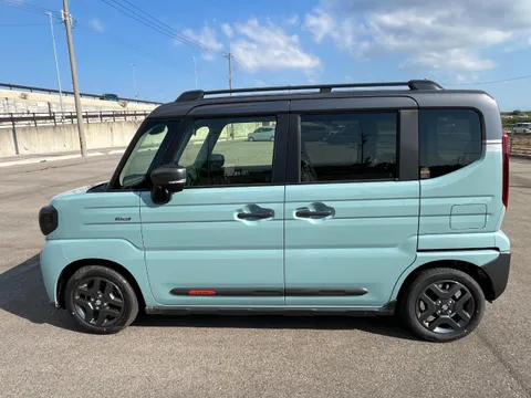 Suzuki Spacia Gear