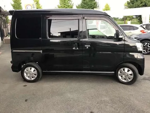 Daihatsu Atrai Wagon