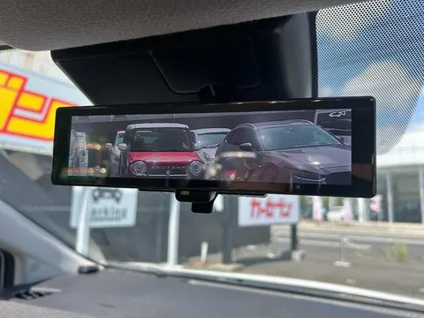 Nissan Note Aura