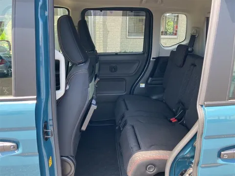 Suzuki Spacia Gear
