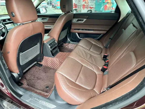 Jaguar XFL