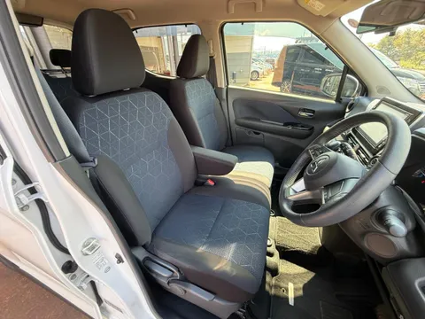 Mitsubishi eK X