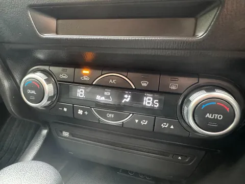 Mazda Axela Sport
