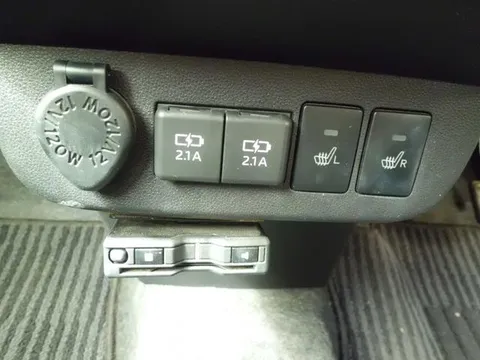 Daihatsu Mira Tocot