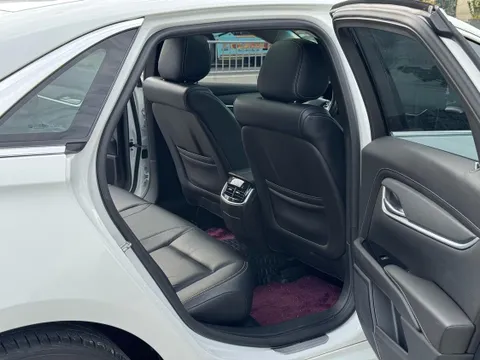Cadillac XTS