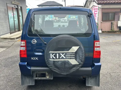 Nissan KIX